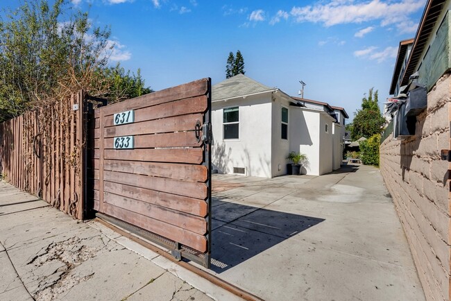 Building Photo - 631 Indiana Ave