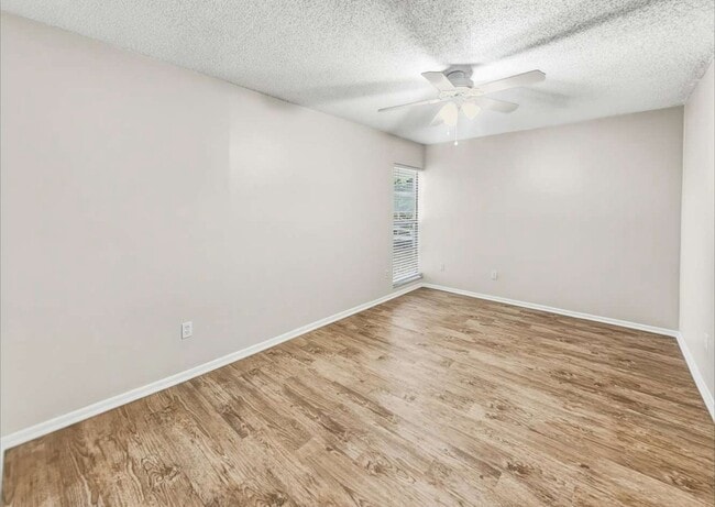 Building Photo - 1195 La Mesa Ave