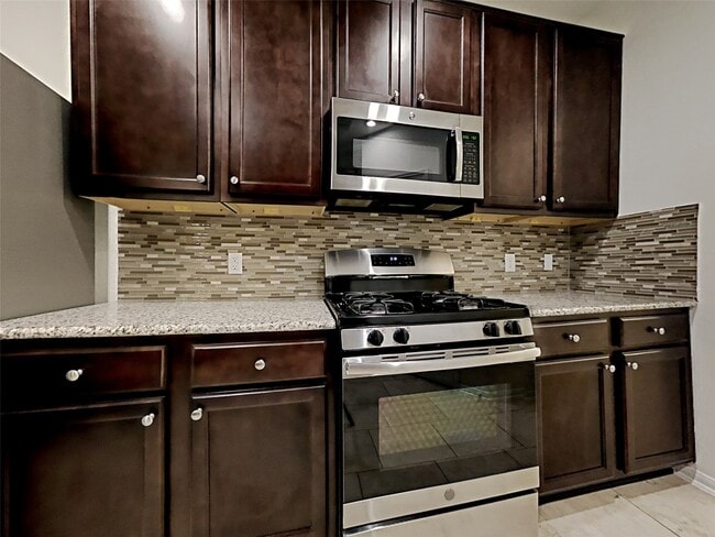 Building Photo - 16706 N Whimbrel Cir
