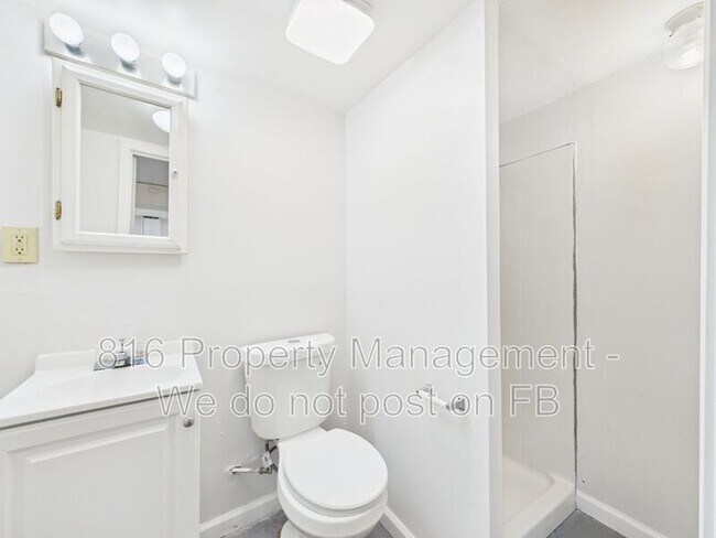 Building Photo - 7800 E 91 St