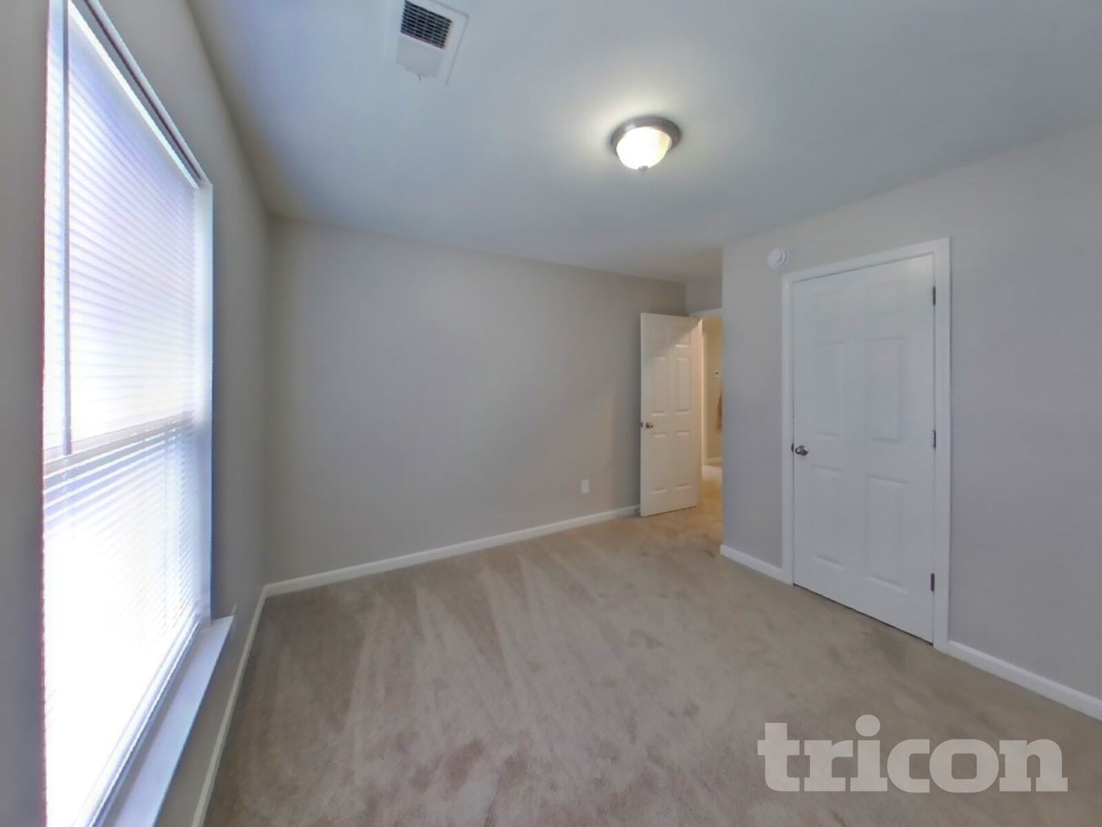 Building Photo - 321 Lingonberry Dr