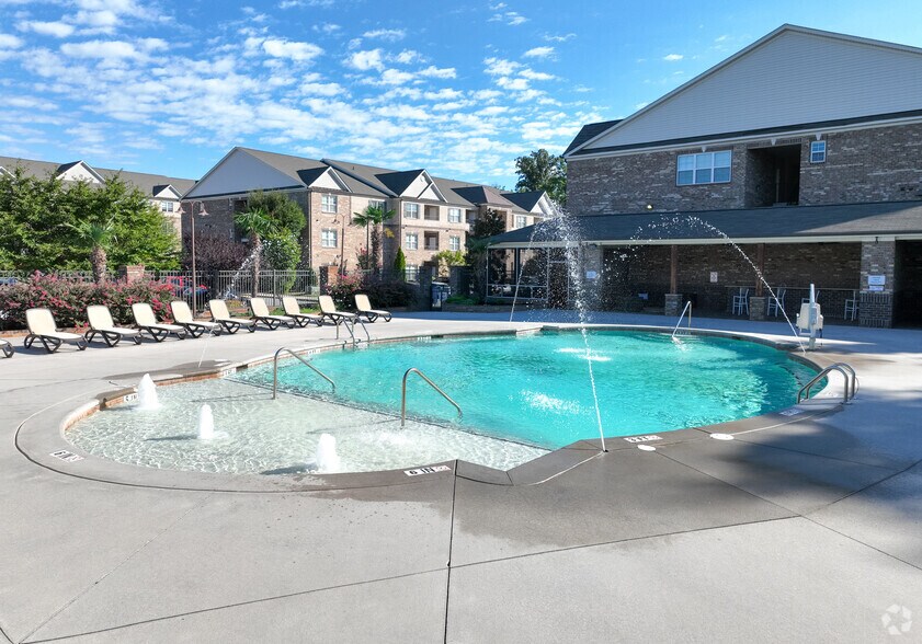 Pool - Wendover At Meadowood