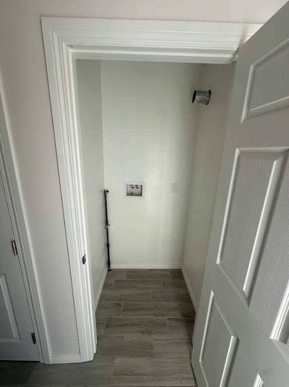 Building Photo - 4064 E 60th St