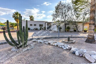 Building Photo - 7632 E Sabino Vista Dr