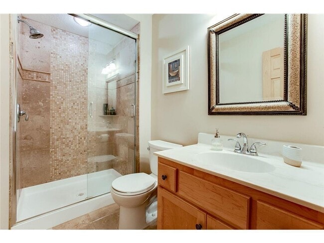 Building Photo - 730 Tilia Ln