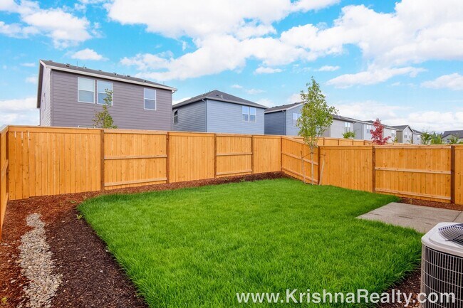 Building Photo - Beautiful 4 BD* 2.5 BA* **NEW** CONSTRUCTION* 2026 Built* Single Family Home Located In East Park...