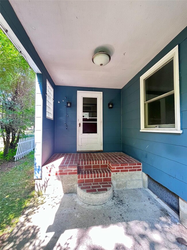 Building Photo - 31 Oakland Ave