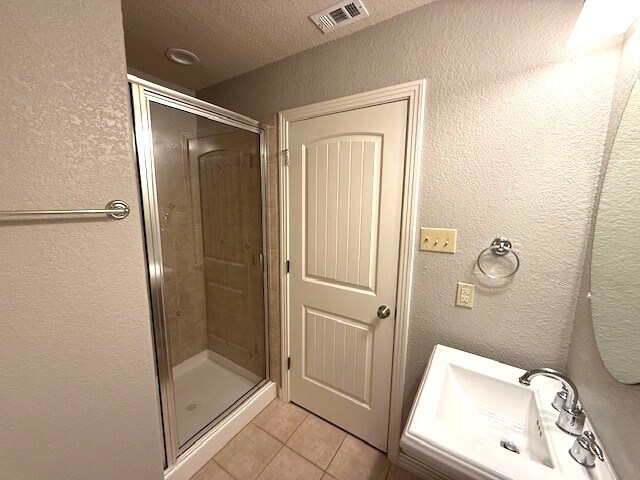Building Photo - 13604 Caldwell Dr