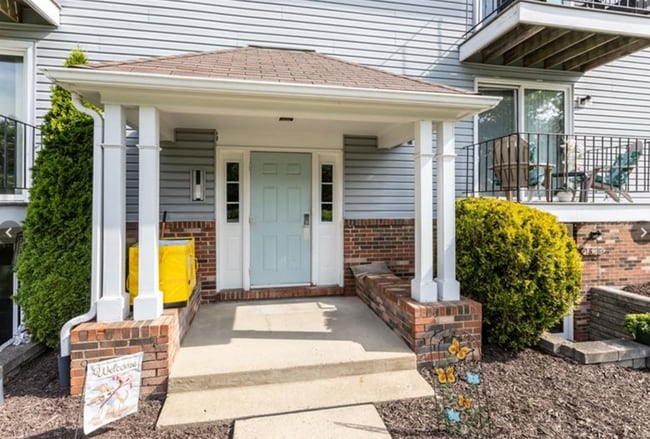 Building Photo - 1630 Jefferson Ridge Dr