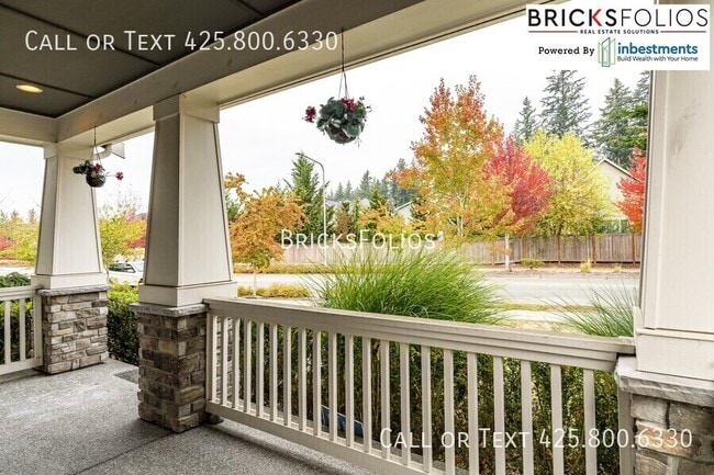 Building Photo - 10251 Eastridge Dr NE