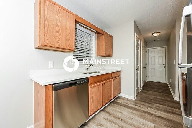 Building Photo - 3 Bedroom Pet-Friendly Home in COVINGTON, GA with Main Street Renewal