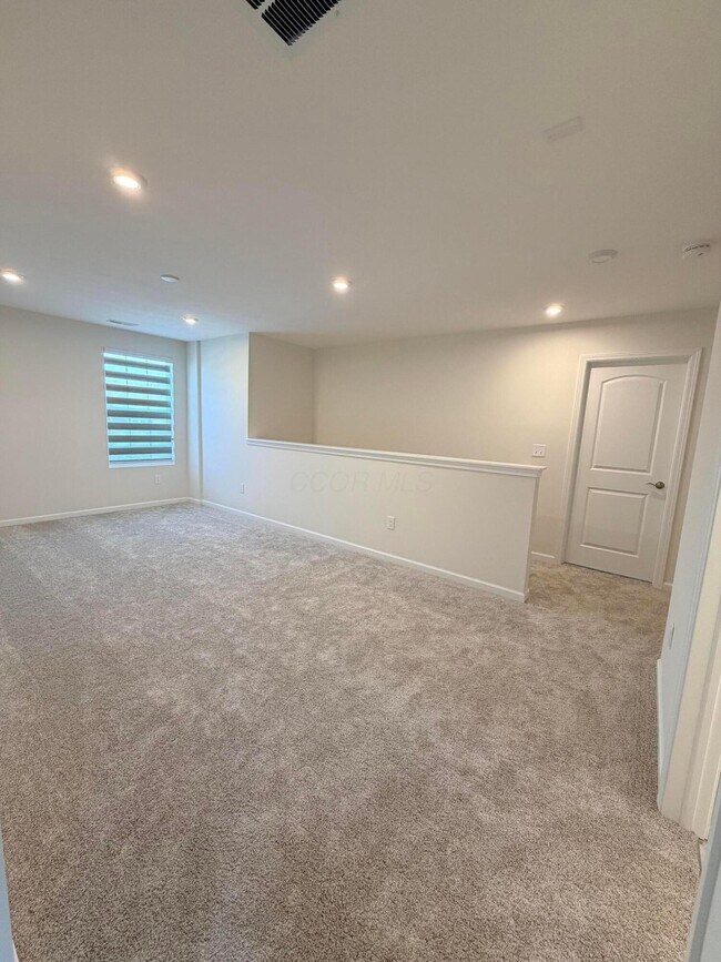 Building Photo - 1315 Red Tail Pl