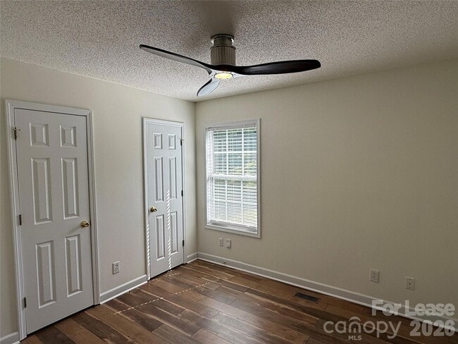 Building Photo - 330 Ferrell Ave