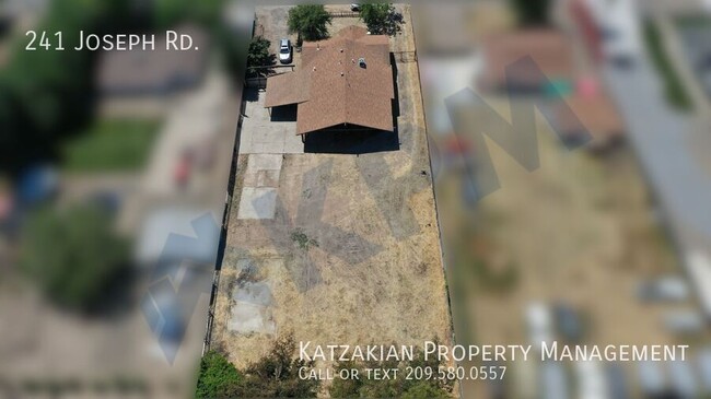 Building Photo - Renovated 4-Bedroom Single Story Manteca C...