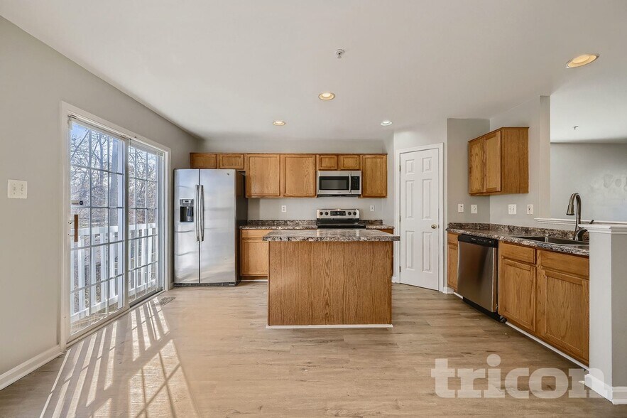 Building Photo - 4112 Brown Bark Cir