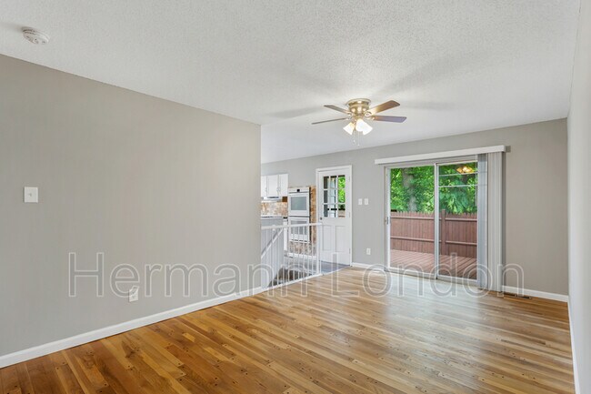 Building Photo - 11866 Colby Chase Rd