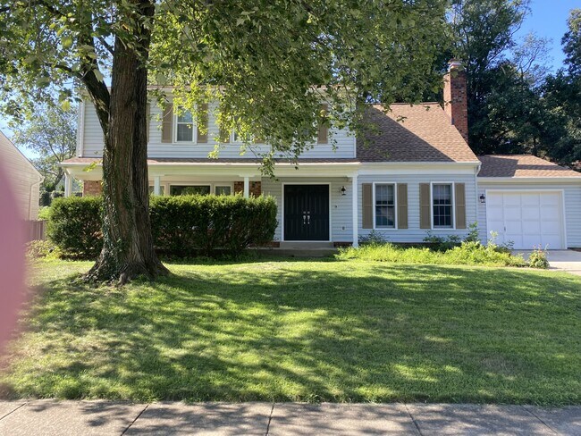 Building Photo - 7907 Laural Valley Way