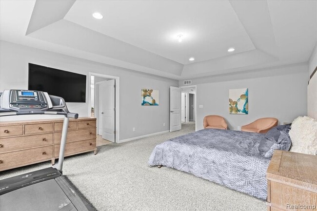 Building Photo - 49645 Hartwick Dr