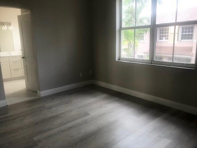 Building Photo - 230 Riverwalk Cir