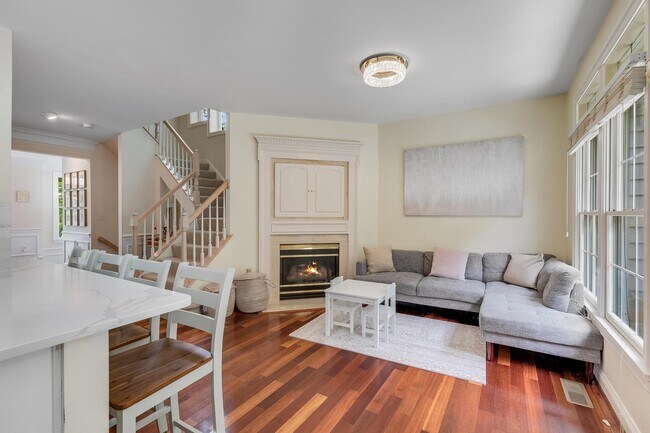Building Photo - 11426 Summer House Ct