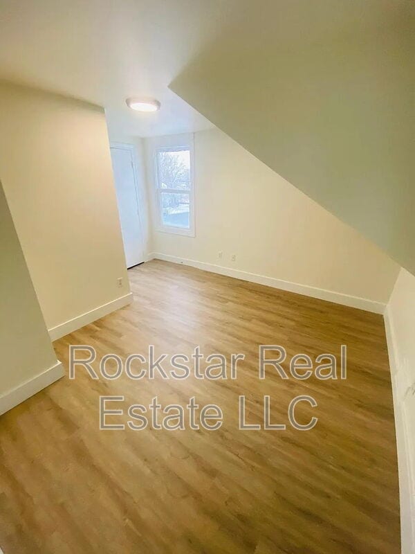 Building Photo - 5123 N Monroe St