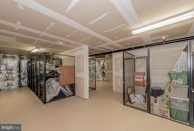 Building Photo - 2130 Ganton Green