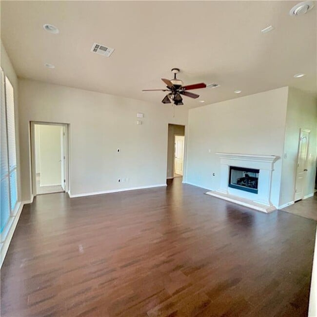 Building Photo - 2605 Shanty Creek Pl