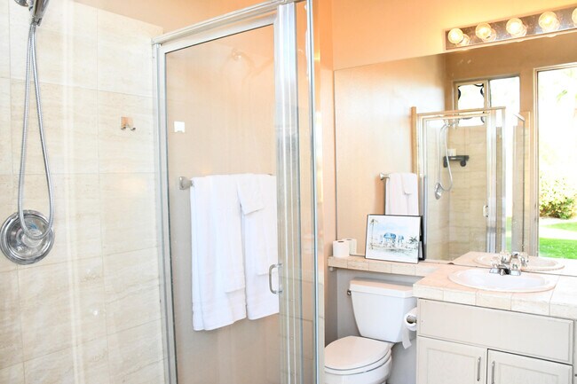 Building Photo - 75940 Nelson Ln