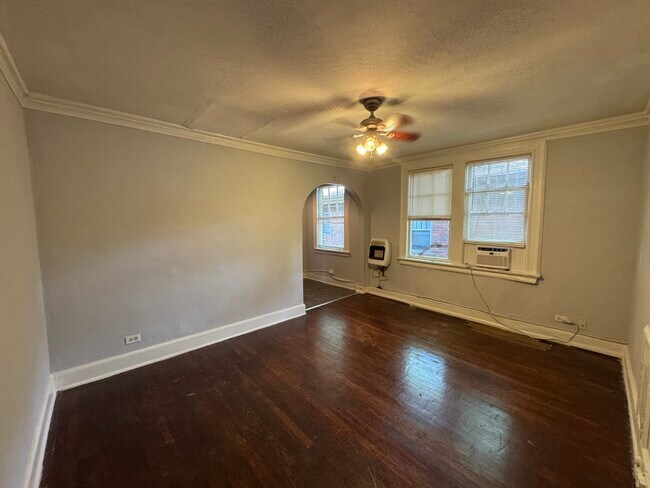 Building Photo - 1043 Saint Charles Ave NE