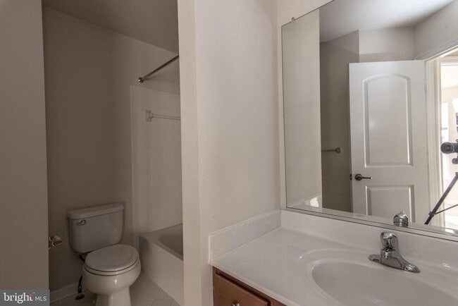 Building Photo - 25514 Feltre Terrace
