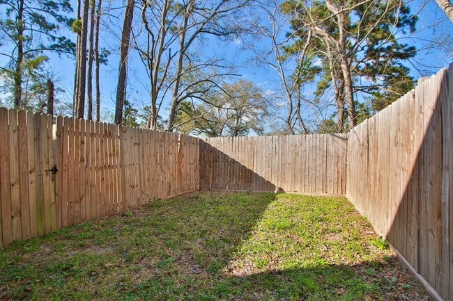 Building Photo - 5709 Breland St