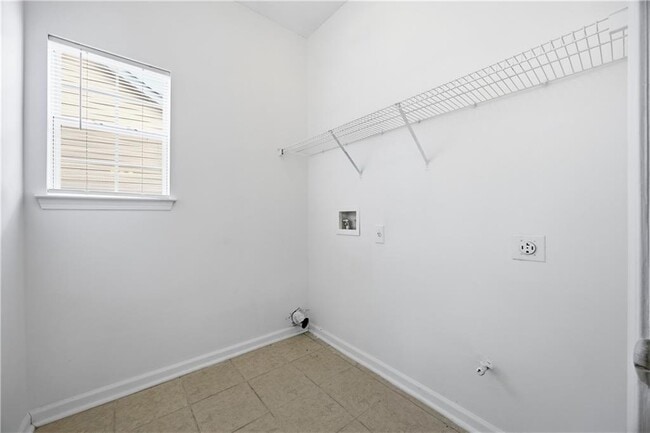 Building Photo - 3453 Cameo Ct