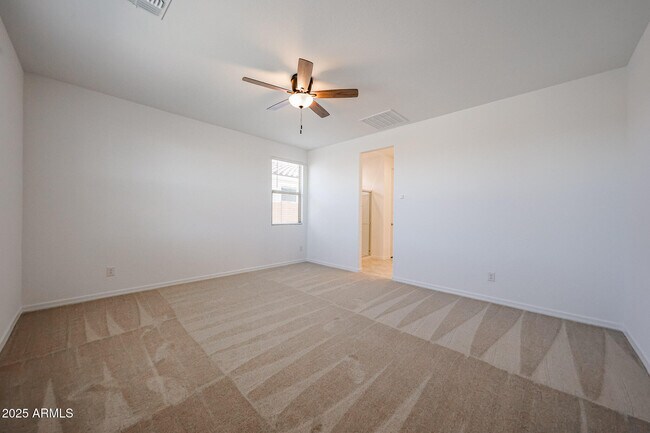 Building Photo - 25286 N 172nd Ln