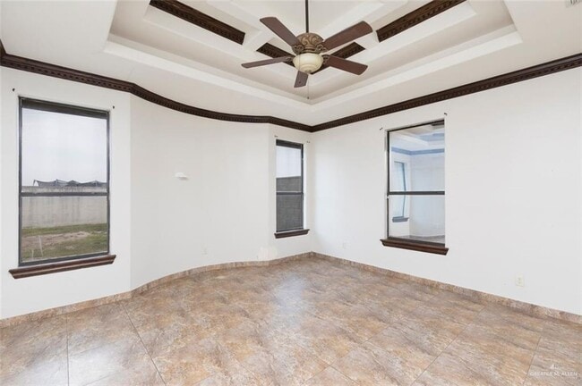 Building Photo - 18 Thornwood Loop