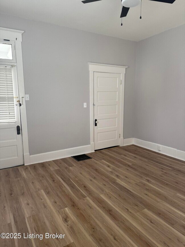 Building Photo - 1529 Christy Ave