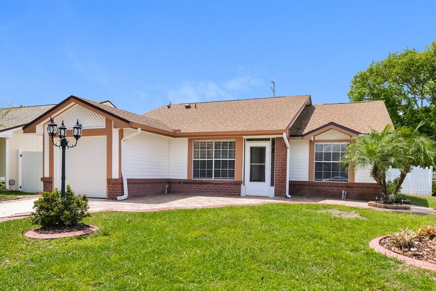 Building Photo - 1232 Regal Ridge Dr