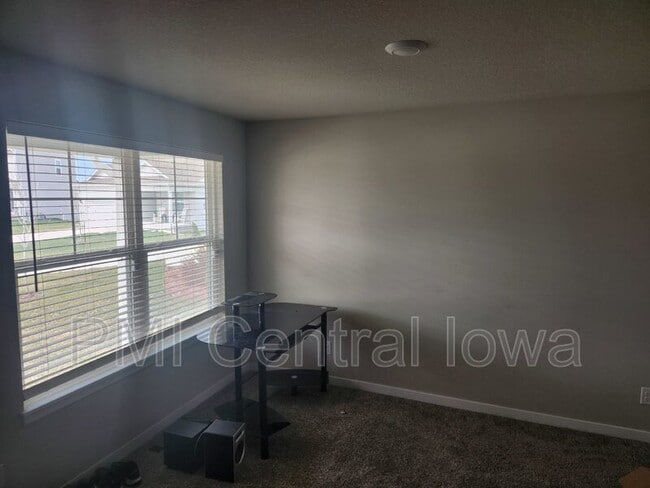 Building Photo - 4175 Cheyenne Ct