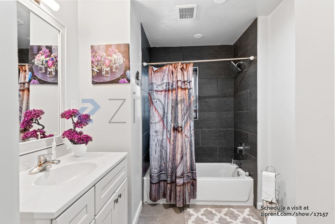 Building Photo - 1823 Tobi Ct