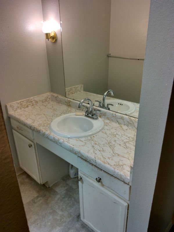 Building Photo - 1941 Clinton St