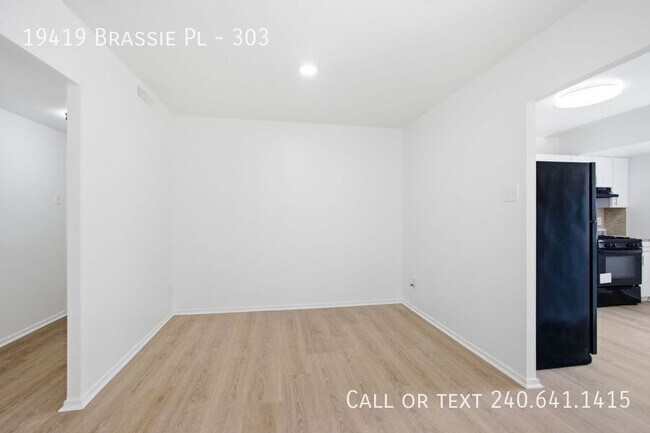 Building Photo - 19419 Brassie Pl