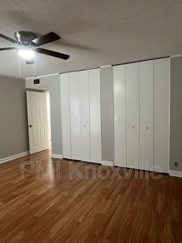 Building Photo - 456 Berlin Dr