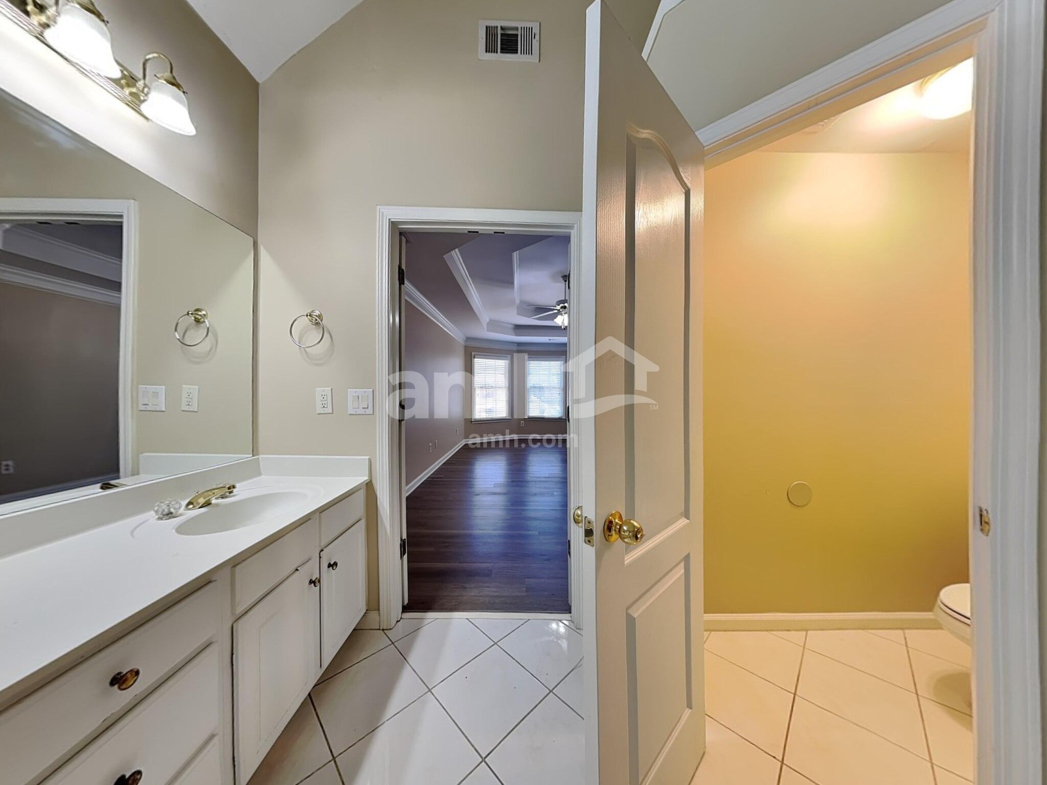 Building Photo - 1335 Killian Shoals Way SW