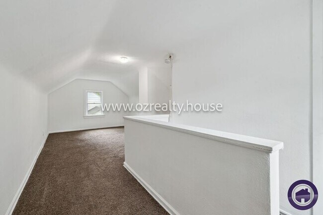 Building Photo - 2126 Marlow Rd