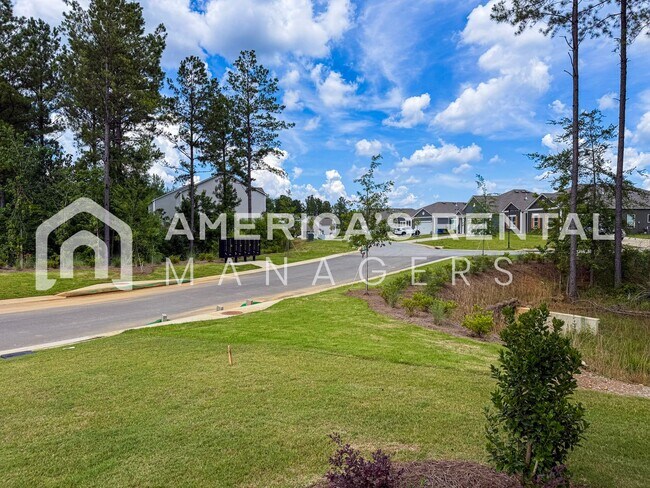 Building Photo - DEPOSIT PENDING! Coming Soon! Available to...