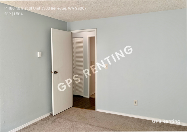 Building Photo - Just Steps from Microsoft – Spacious 2 Bed...
