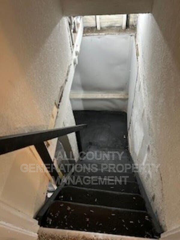 Building Photo - 9705 Orleans Ave