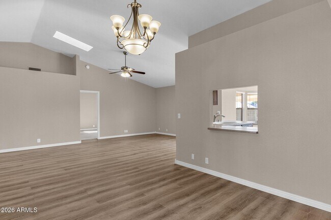 Building Photo - 4307 E Karen Dr