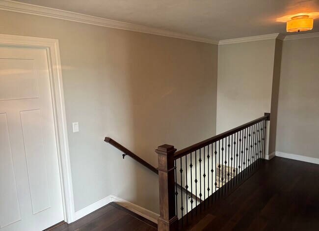 Building Photo - Craftsmen Ct Greenville