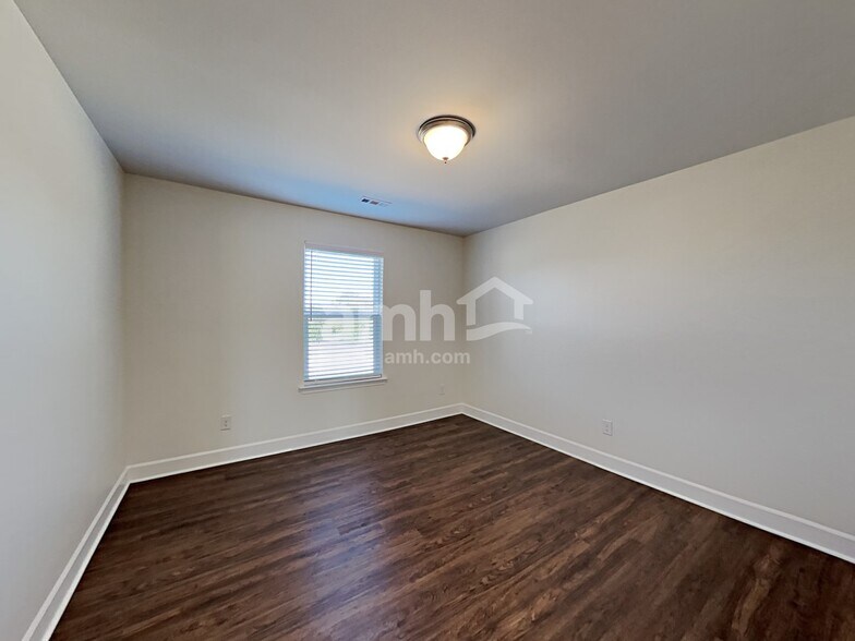 Building Photo - 412 Bluewater Dr