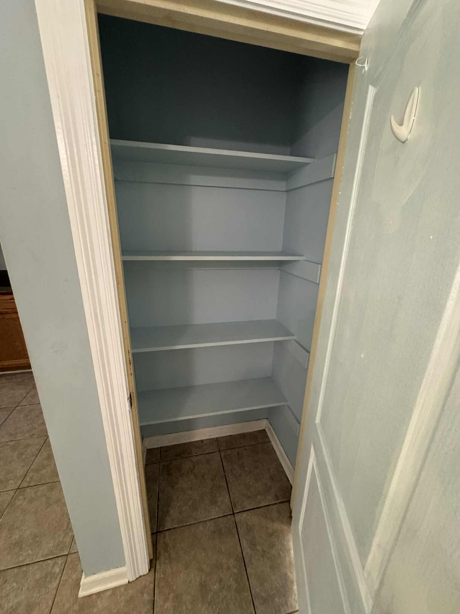 Building Photo - 6206 W Desoto St